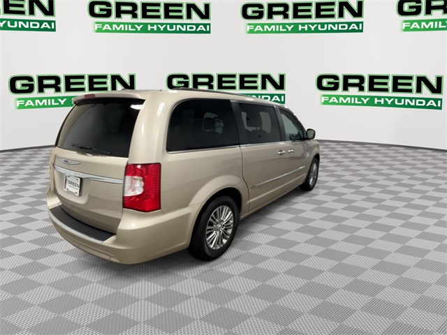 2014 Chrysler Town & Country photo 20