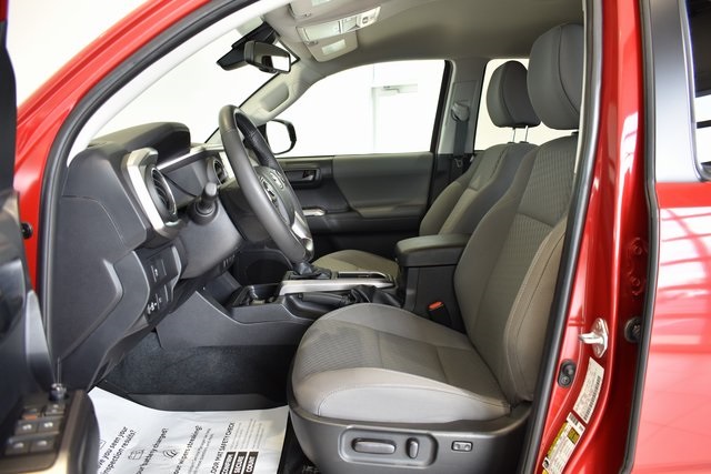 2023 Toyota Tacoma SR5 photo 16