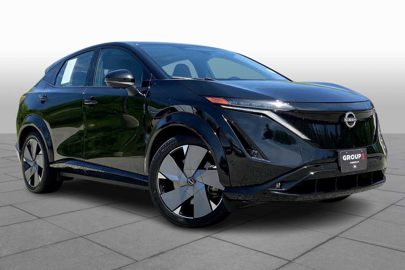 2024 Nissan ARIYA Platinum photo 2