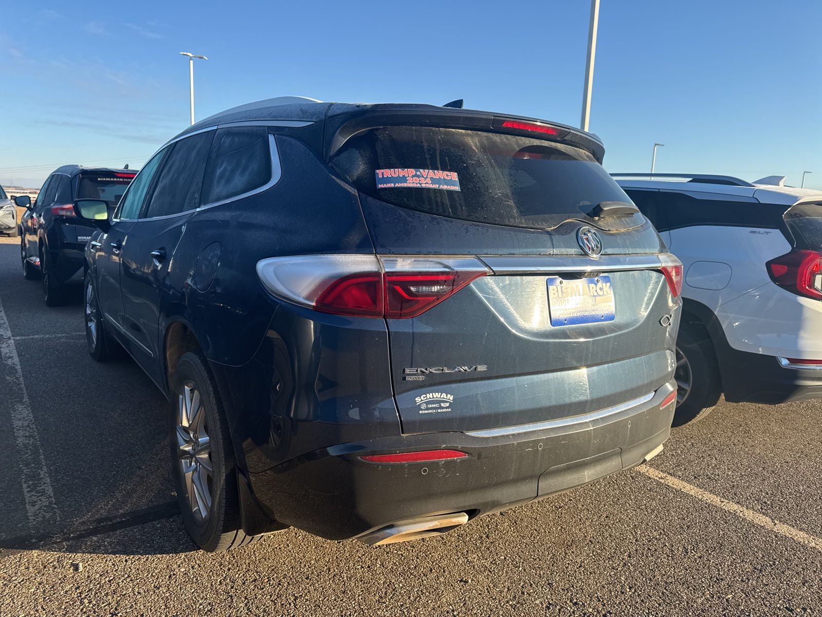 2023 Buick Enclave Premium photo 3