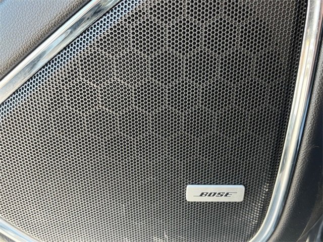 2020 Gmc Yukon SLE photo 16