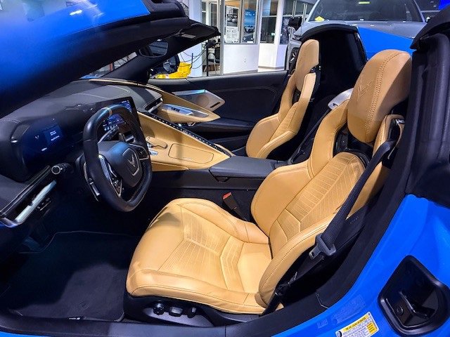 2022 Chevrolet Corvette Stingray 2LT photo 13