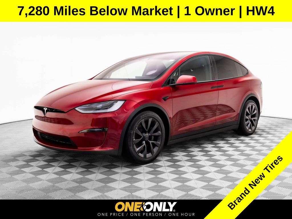 2023 Tesla Model X Long Range's photo