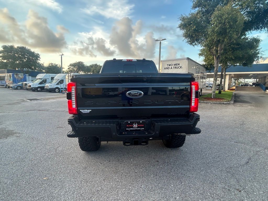 2025 Ford F-250 photo 5