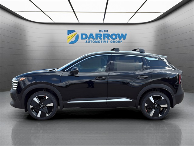 2026 Nissan Kicks SR photo 2