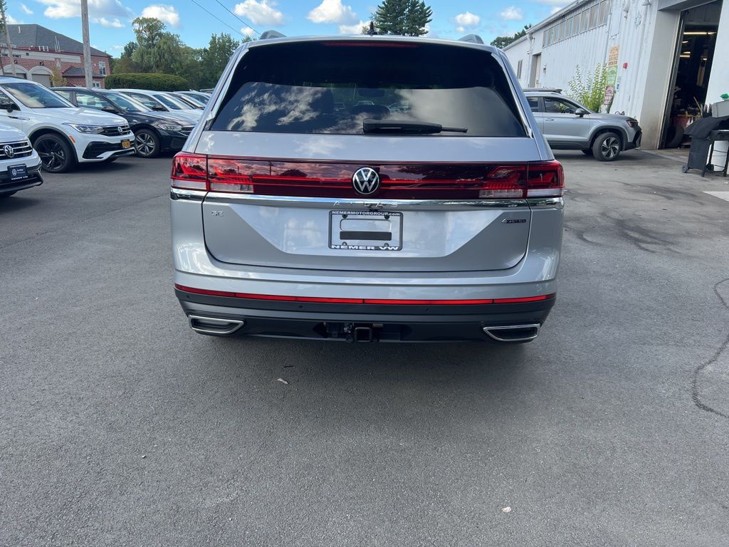 2026 Volkswagen Atlas SE Technology photo 6