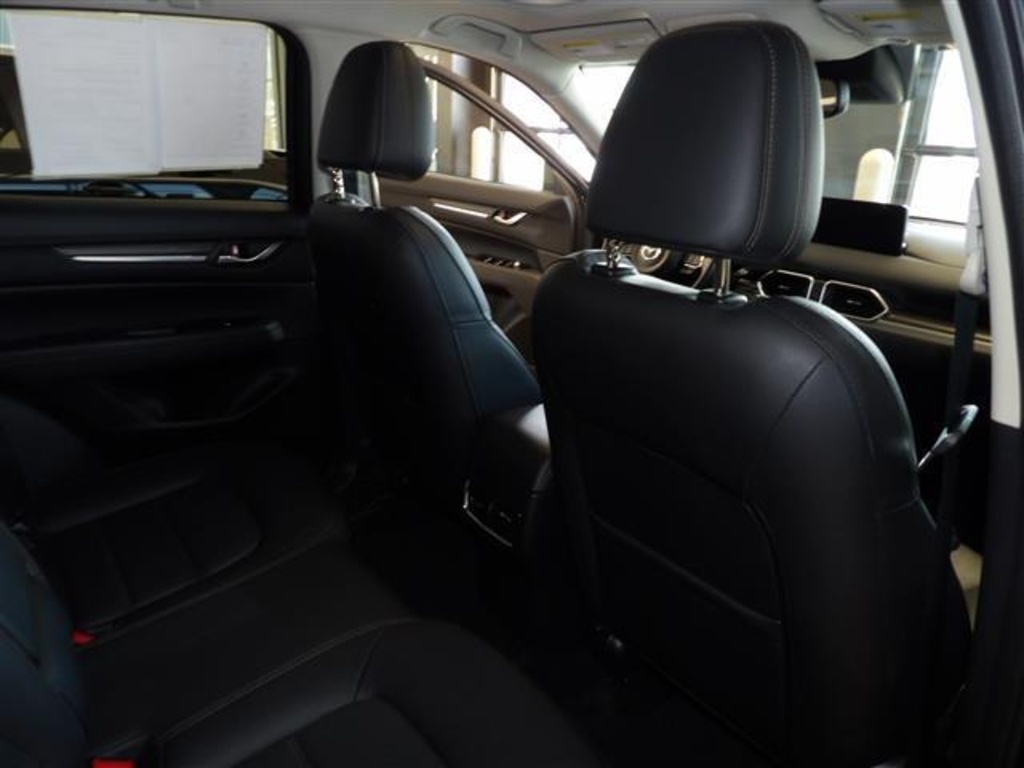 2022 Mazda CX-5 2.5 Premium Plus photo 17
