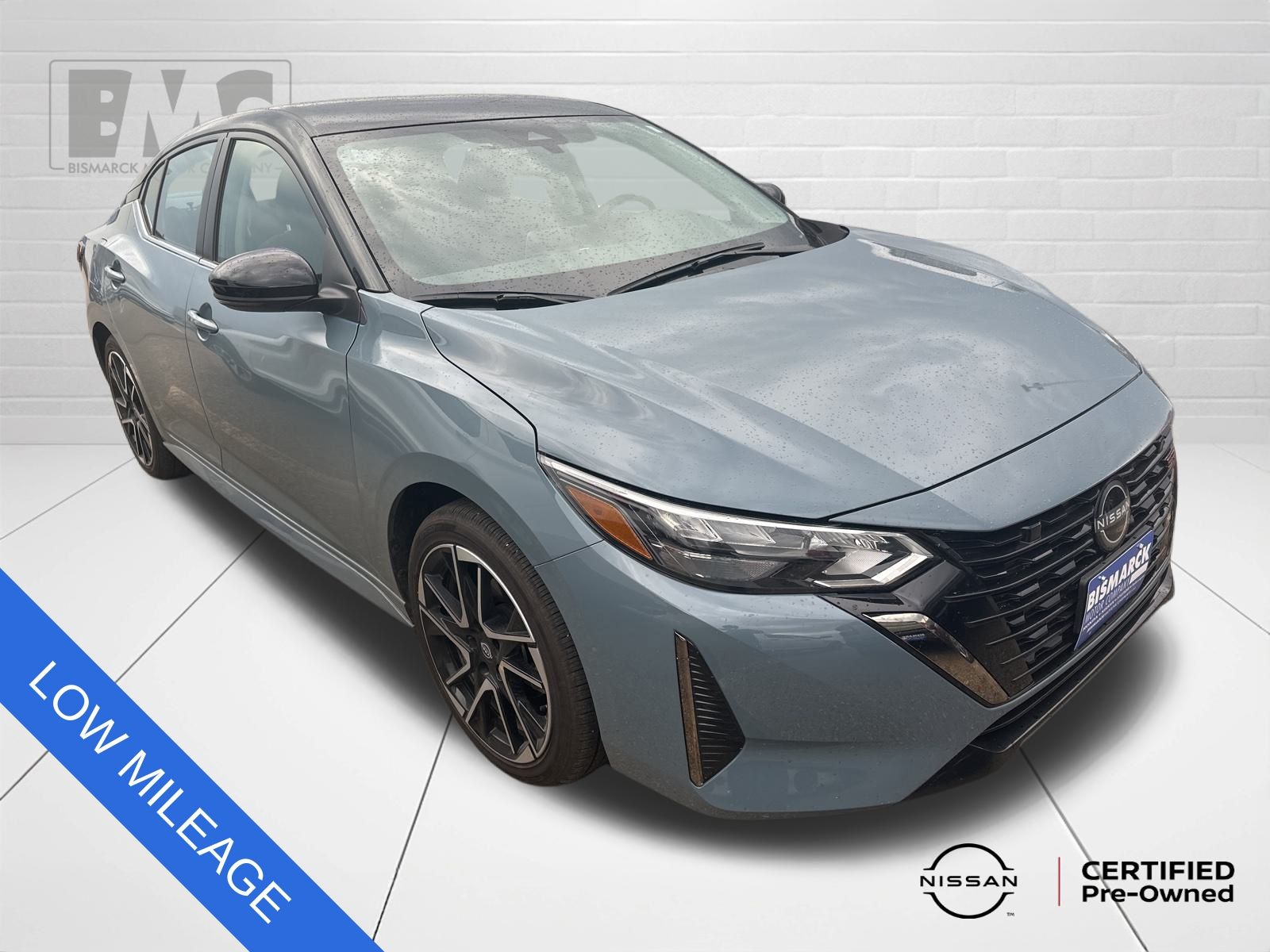 2025 Nissan Sentra SR photo 3