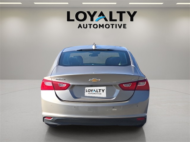 2024 Chevrolet Malibu 1LT photo 4