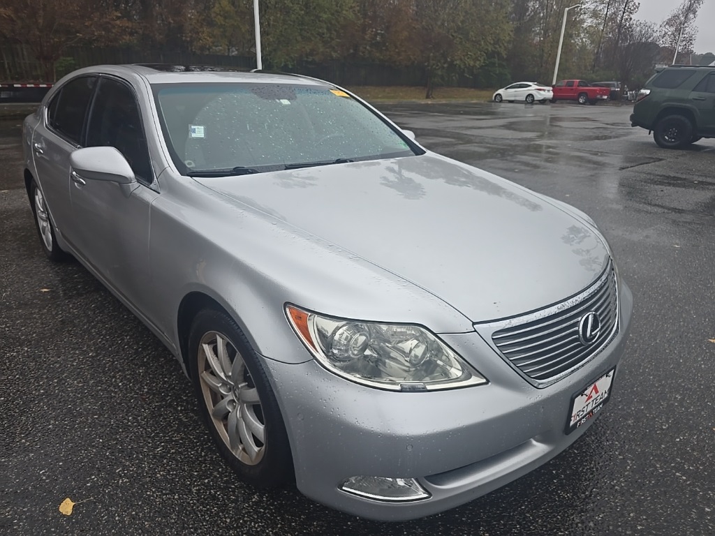 2008 Lexus LS 460 photo 3