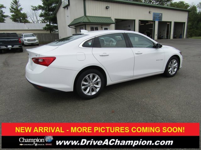 2023 Chevrolet Malibu 1LT photo 4