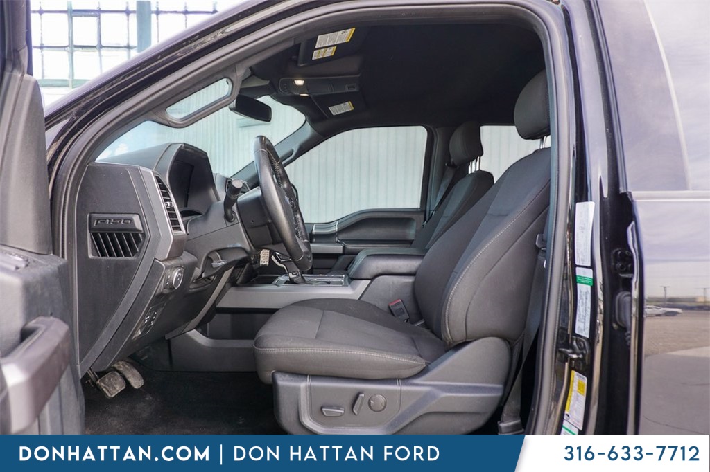 2019 Ford F-150 XLT photo 2