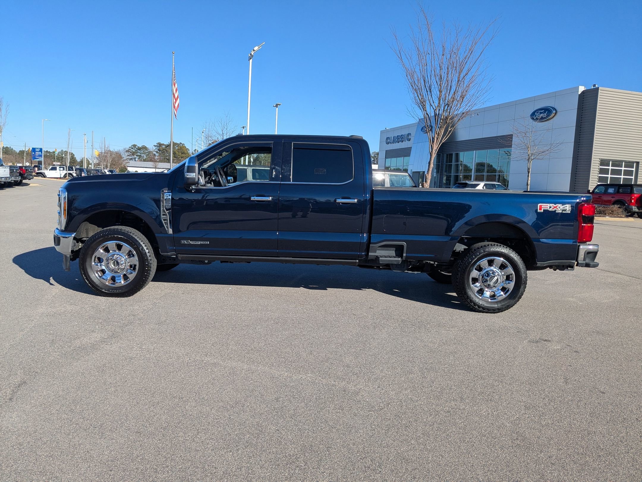 2024 Ford F-350 Lariat photo 8