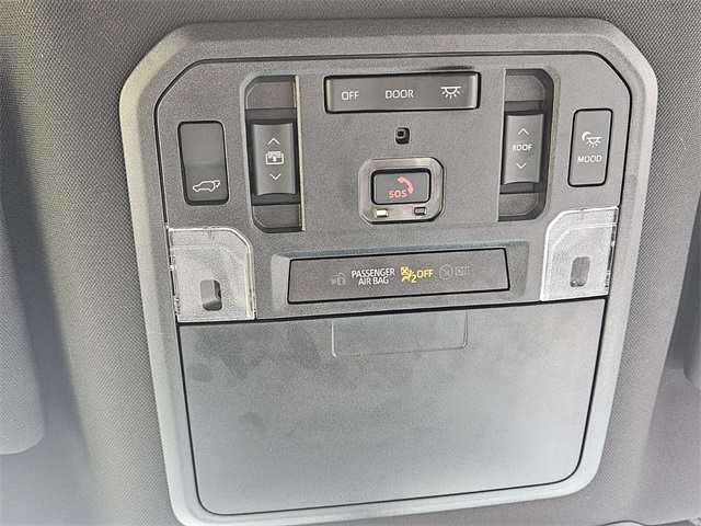 2024 Toyota Sequoia Capstone photo 23