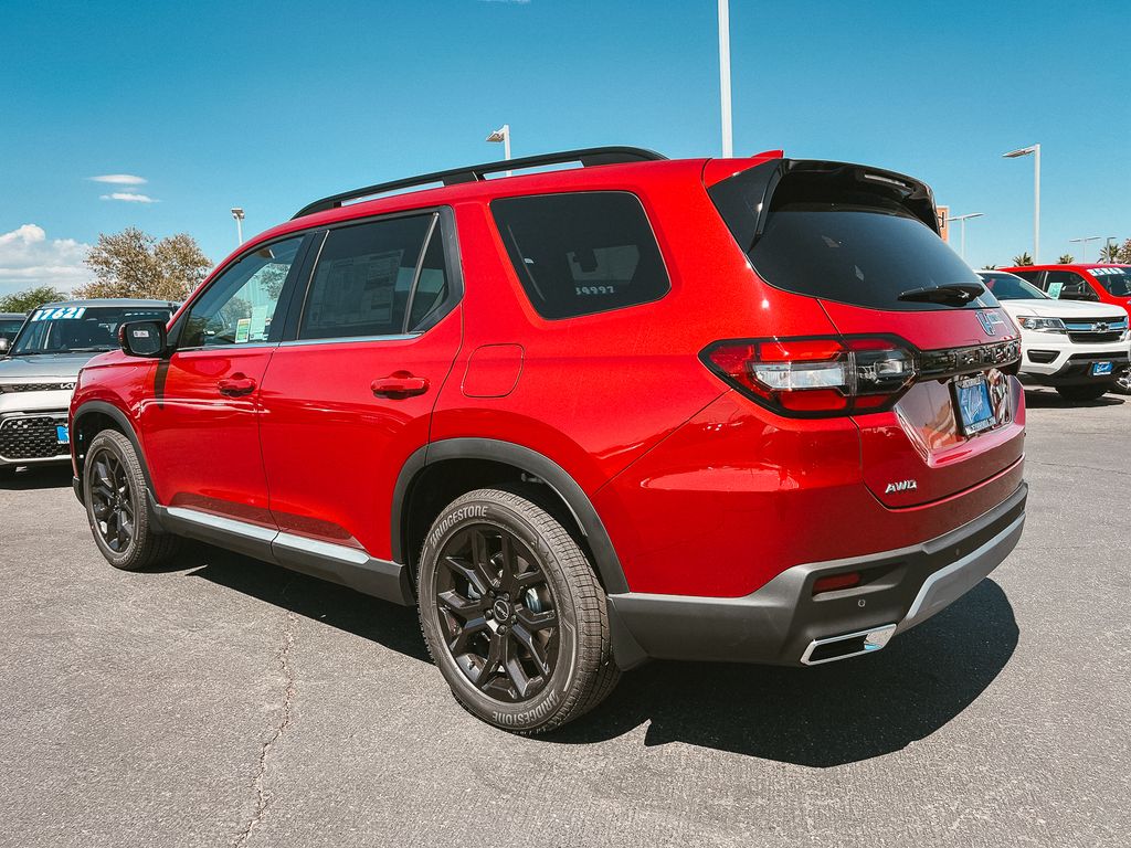 2025 Honda Pilot Touring photo 5