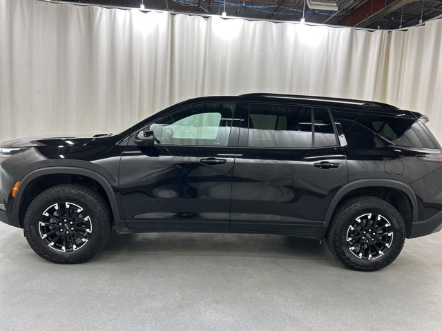 2024 Chevrolet Traverse Z71 photo 2