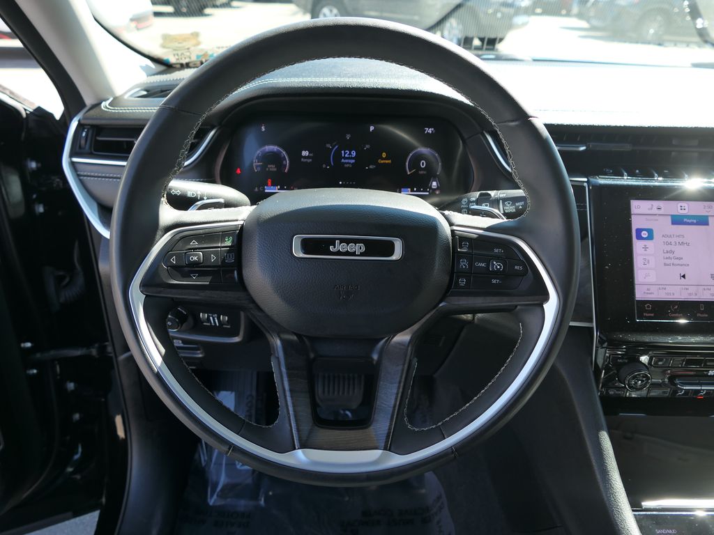 2022 Jeep Grand Cherokee Limited photo 14
