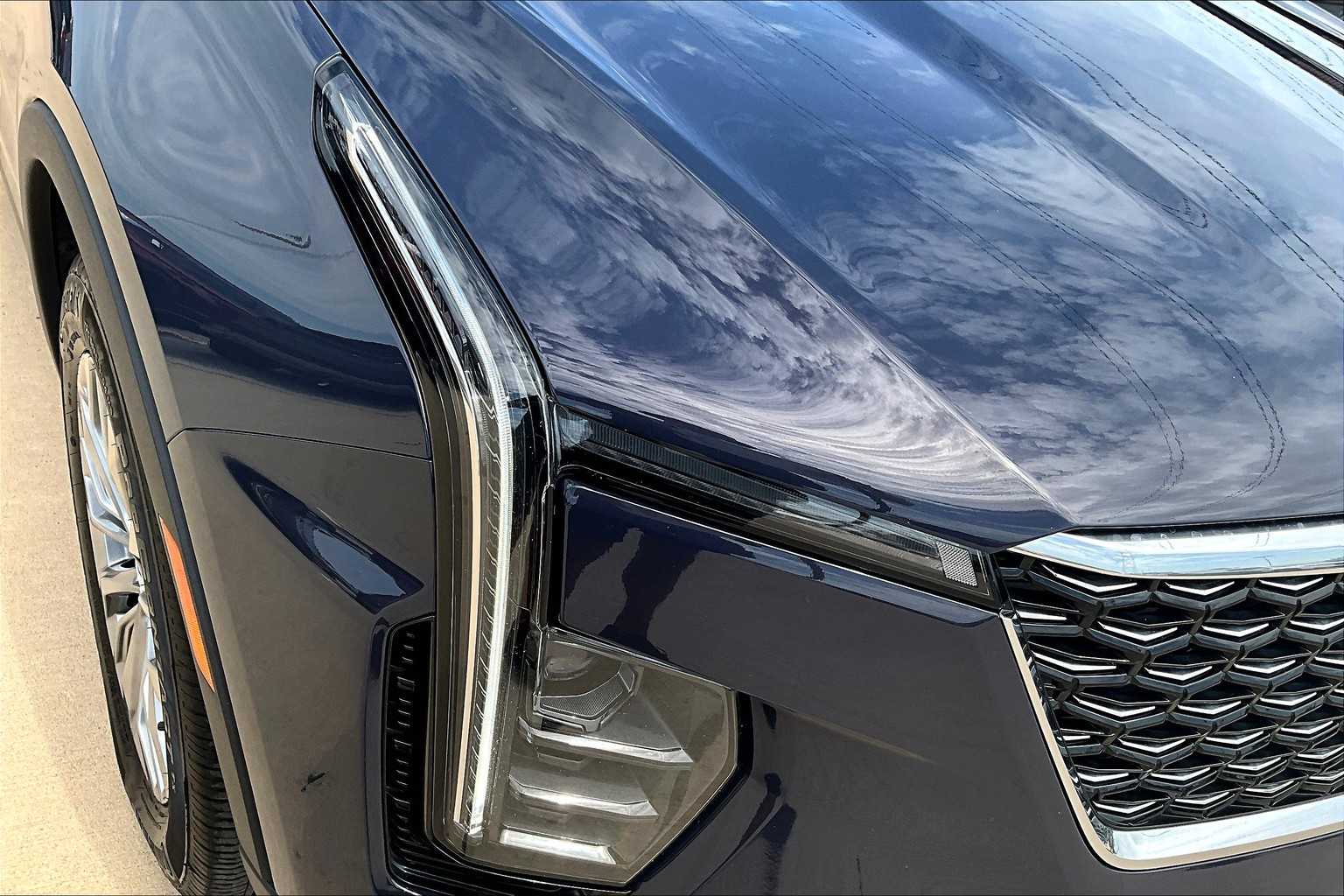 2025 Cadillac XT4 Premium Luxury photo 26
