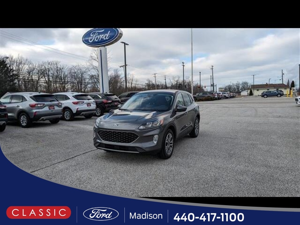 2022 Ford Escape SEL's photo