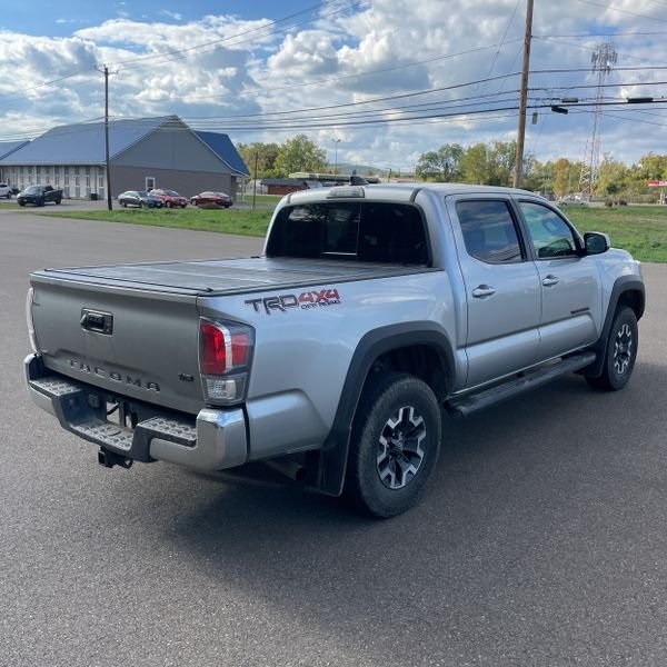 2023 Toyota Tacoma TRD Off-Road photo 5