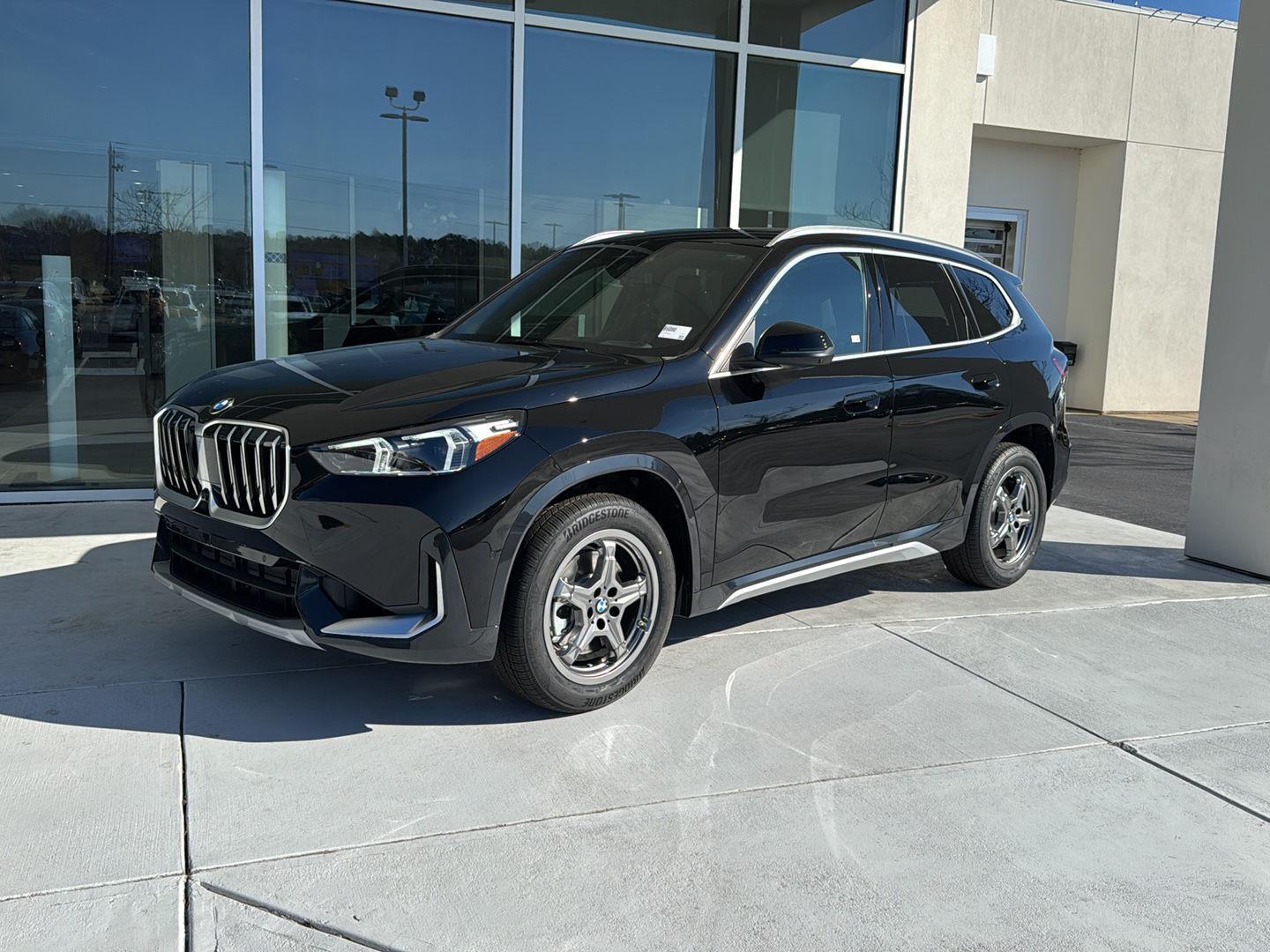 2026 BMW X1 28i's photo