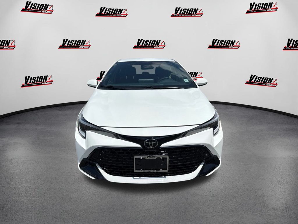2023 Toyota Corolla SE photo 2