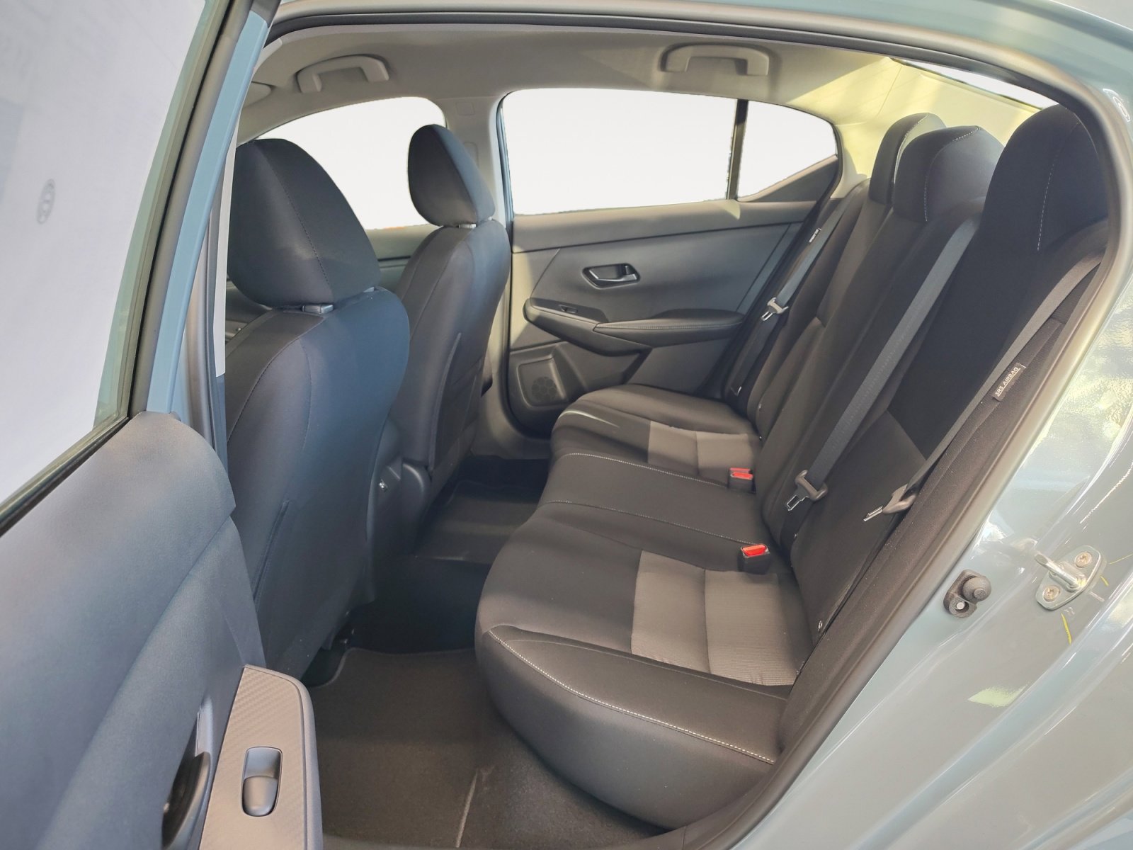 2025 Nissan Sentra SV photo 21
