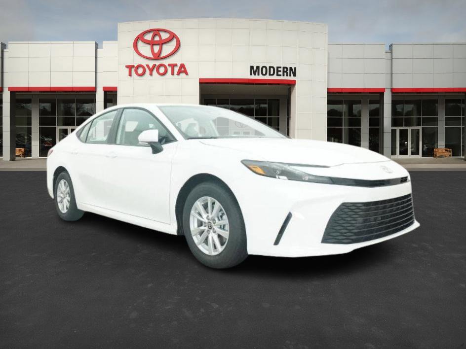 2025 Toyota Camry LE photo 13