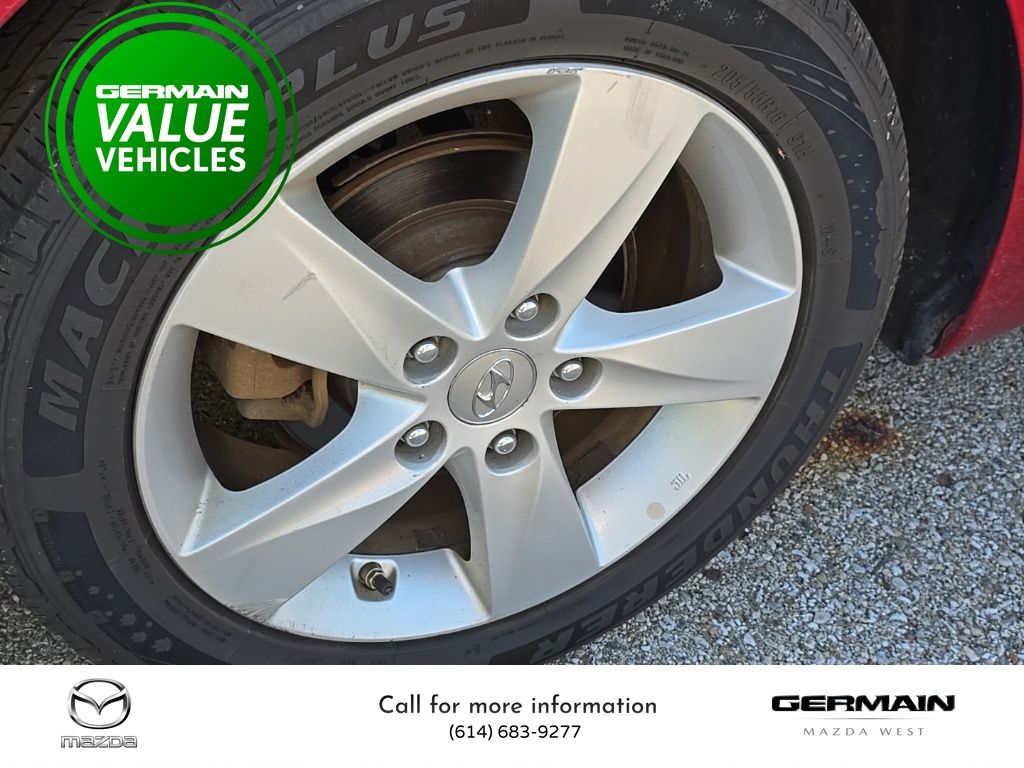 2013 Hyundai Elantra GLS photo 8