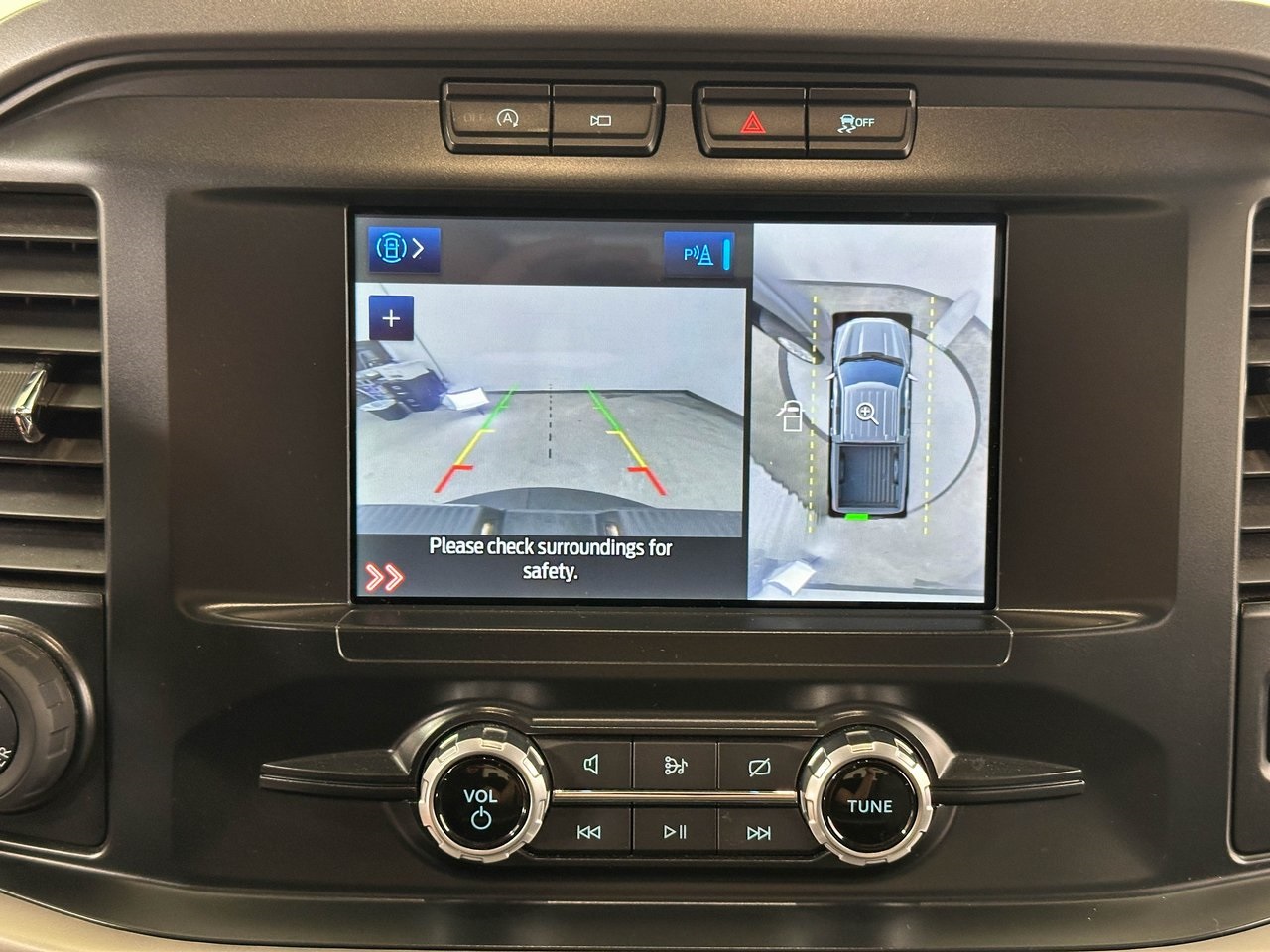2022 Ford F-150 XLT photo 10