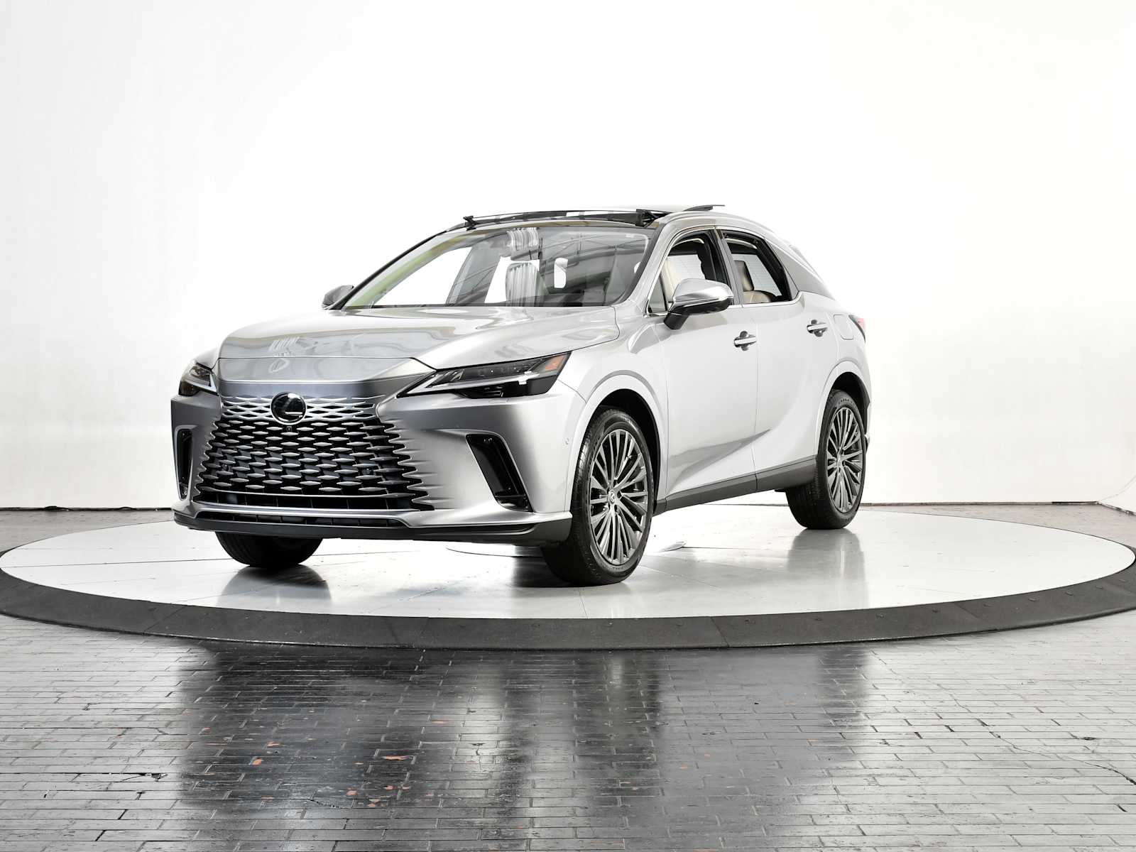 2024 Lexus RX 350's photo
