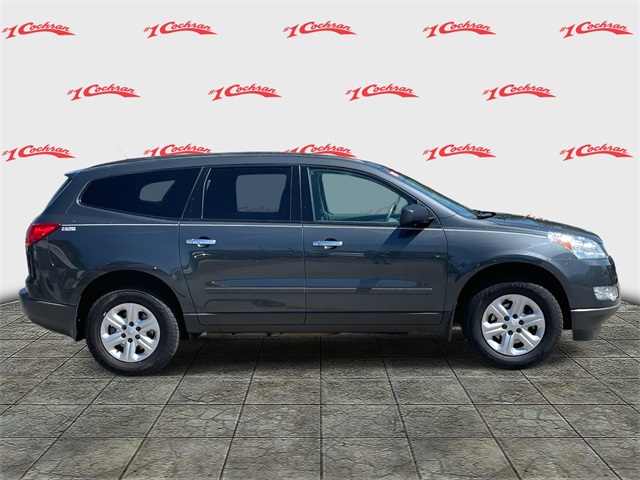 Used 2011 Chevrolet Traverse LS with VIN 1GNKVEED8BJ155788 for sale in Pittsburgh, PA