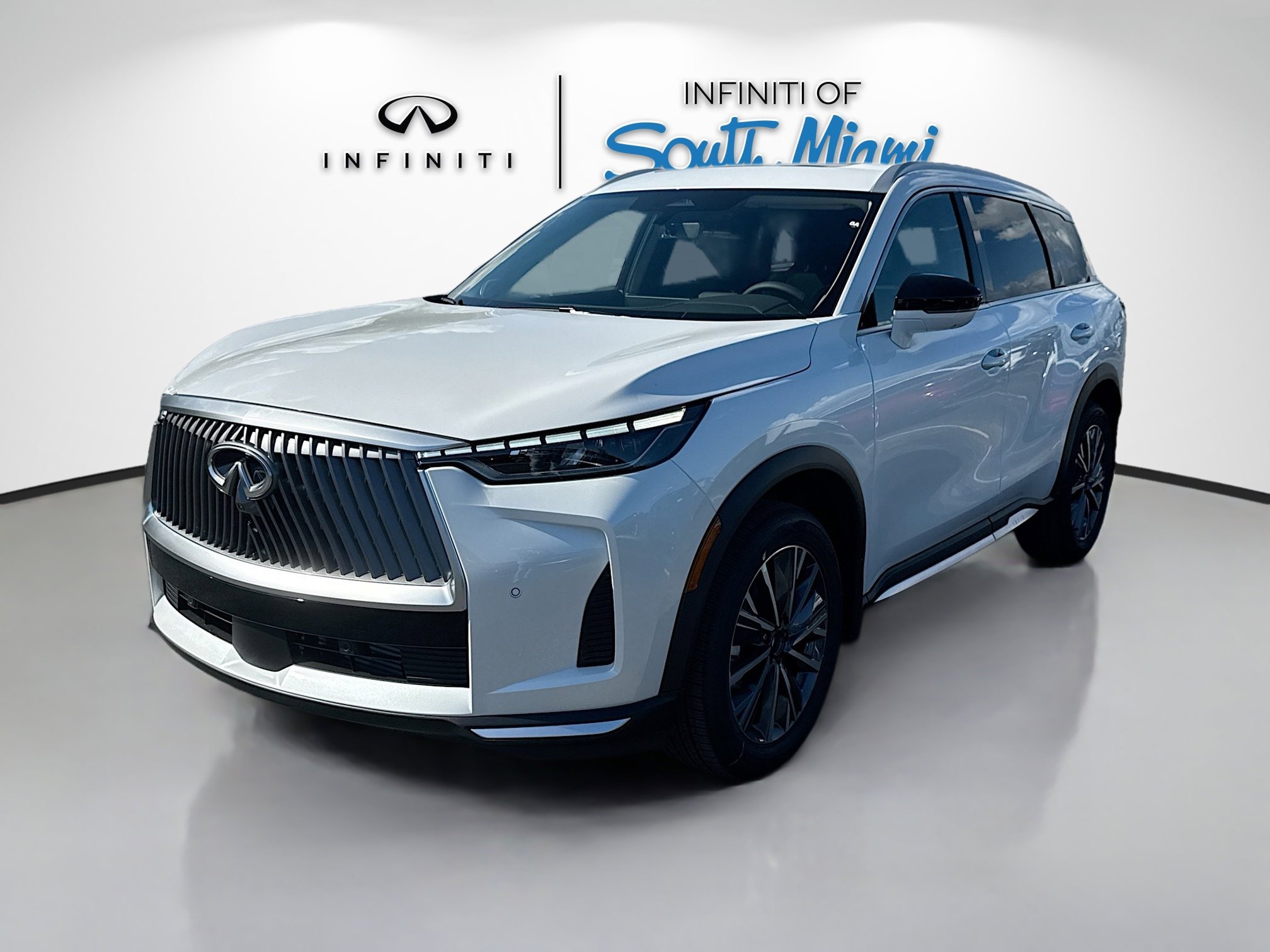 2026 Infiniti QX60 Luxe photo 3