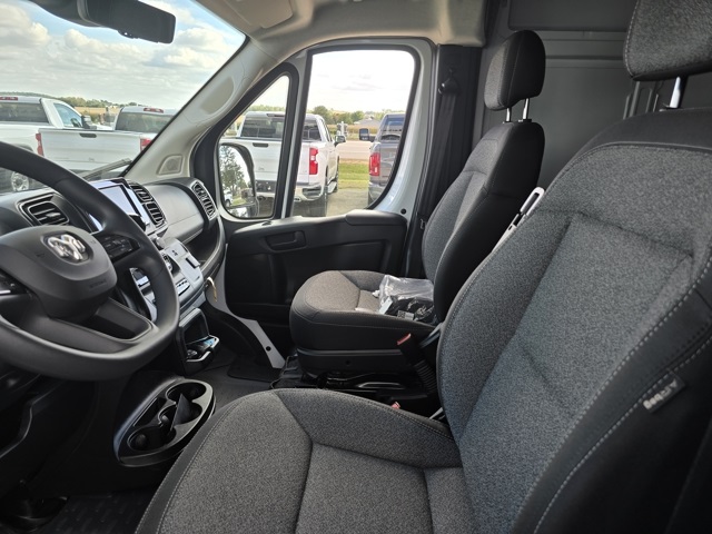 2025 Ram ProMaster 2500 photo 11