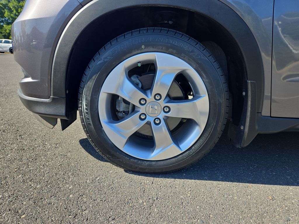 2018 Honda HR-V LX photo 26