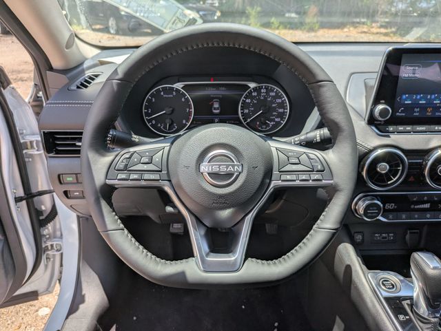 2025 Nissan Sentra SV photo 14