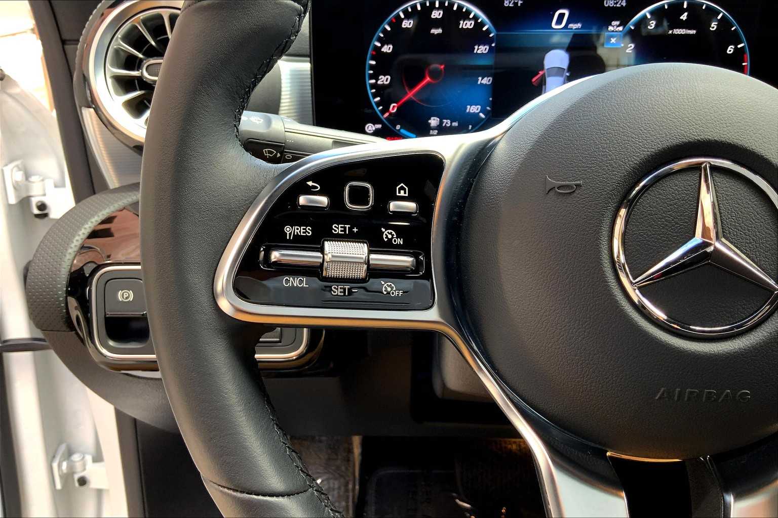 2023 Mercedes Benz CLA 250 photo 22
