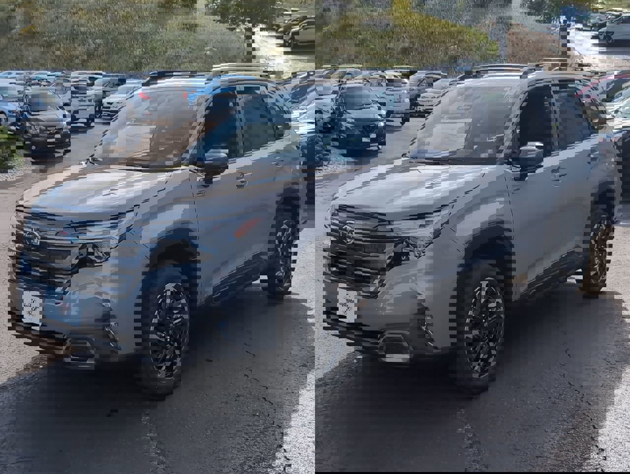 2025 Subaru Forester Limited photo 3