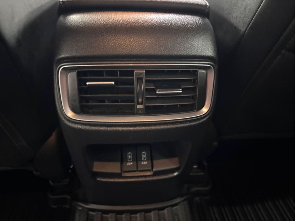 2022 Honda CR-V Touring photo 31