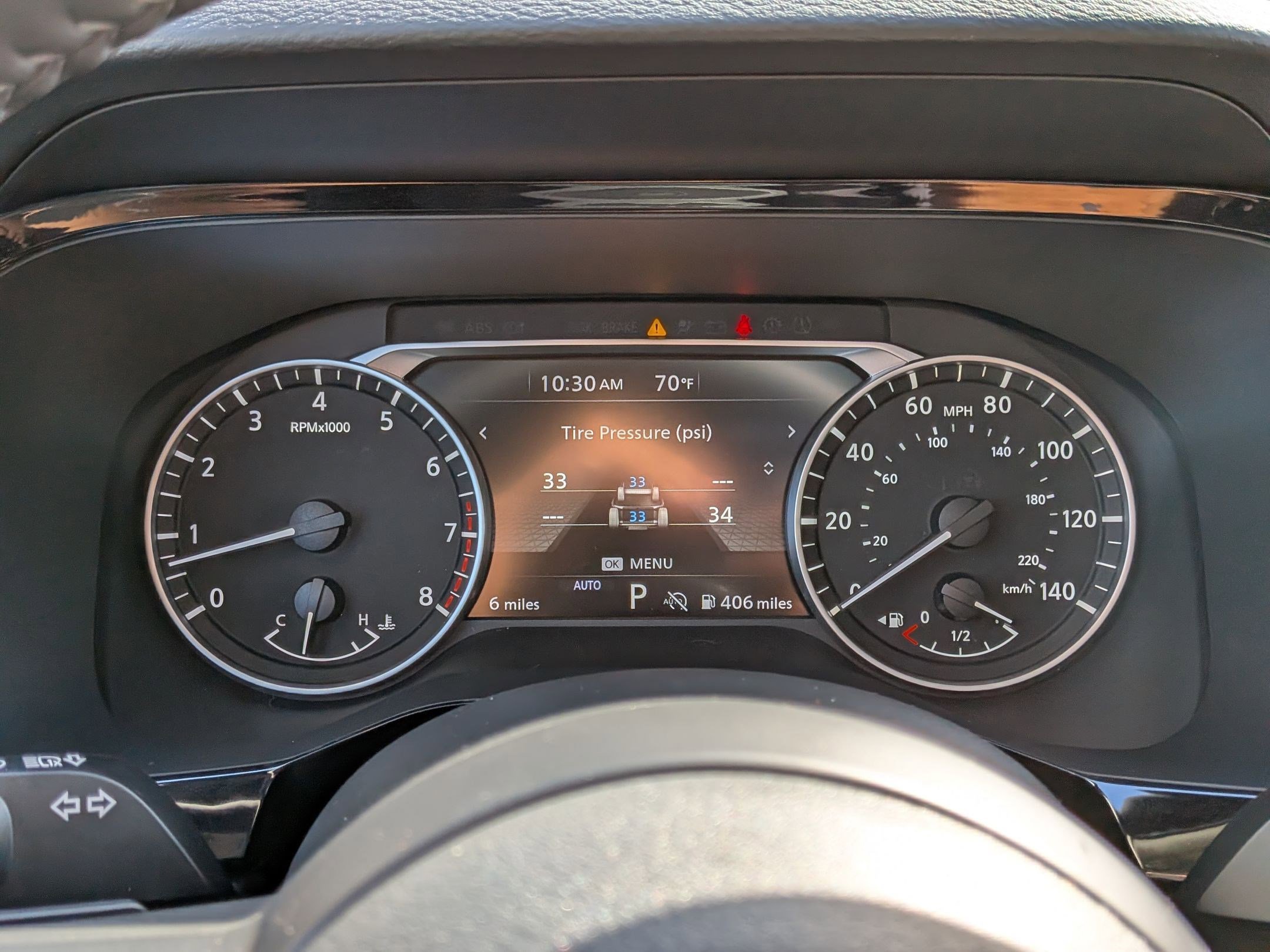 2025 Nissan Pathfinder SV photo 14