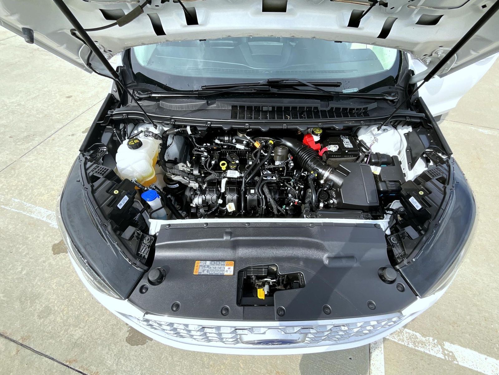 2024 Ford Edge SEL photo 24