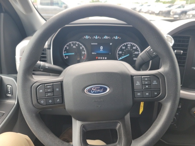 2023 Ford F-150 XLT photo 11