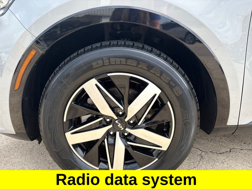 2022 Kia Sorento EX photo 9