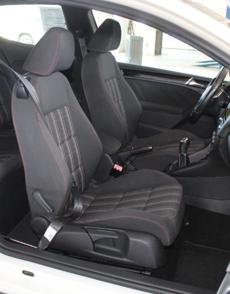 2013 Volkswagen Golf GTI photo 21