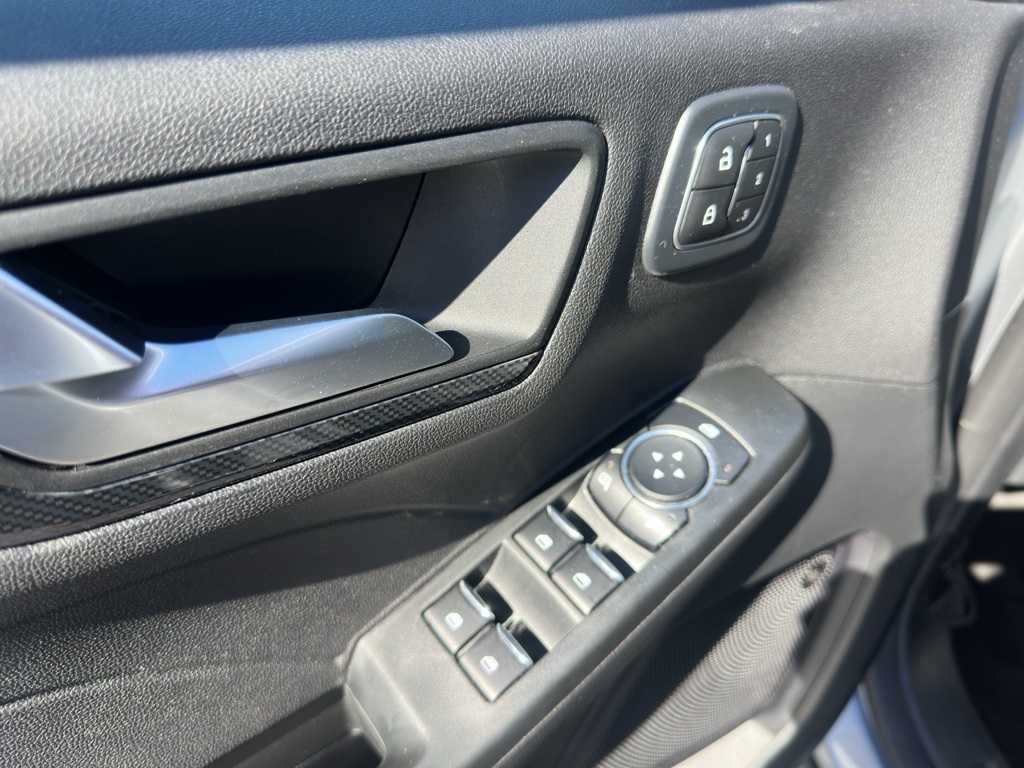 2023 Ford Escape ST-Line Select photo 4