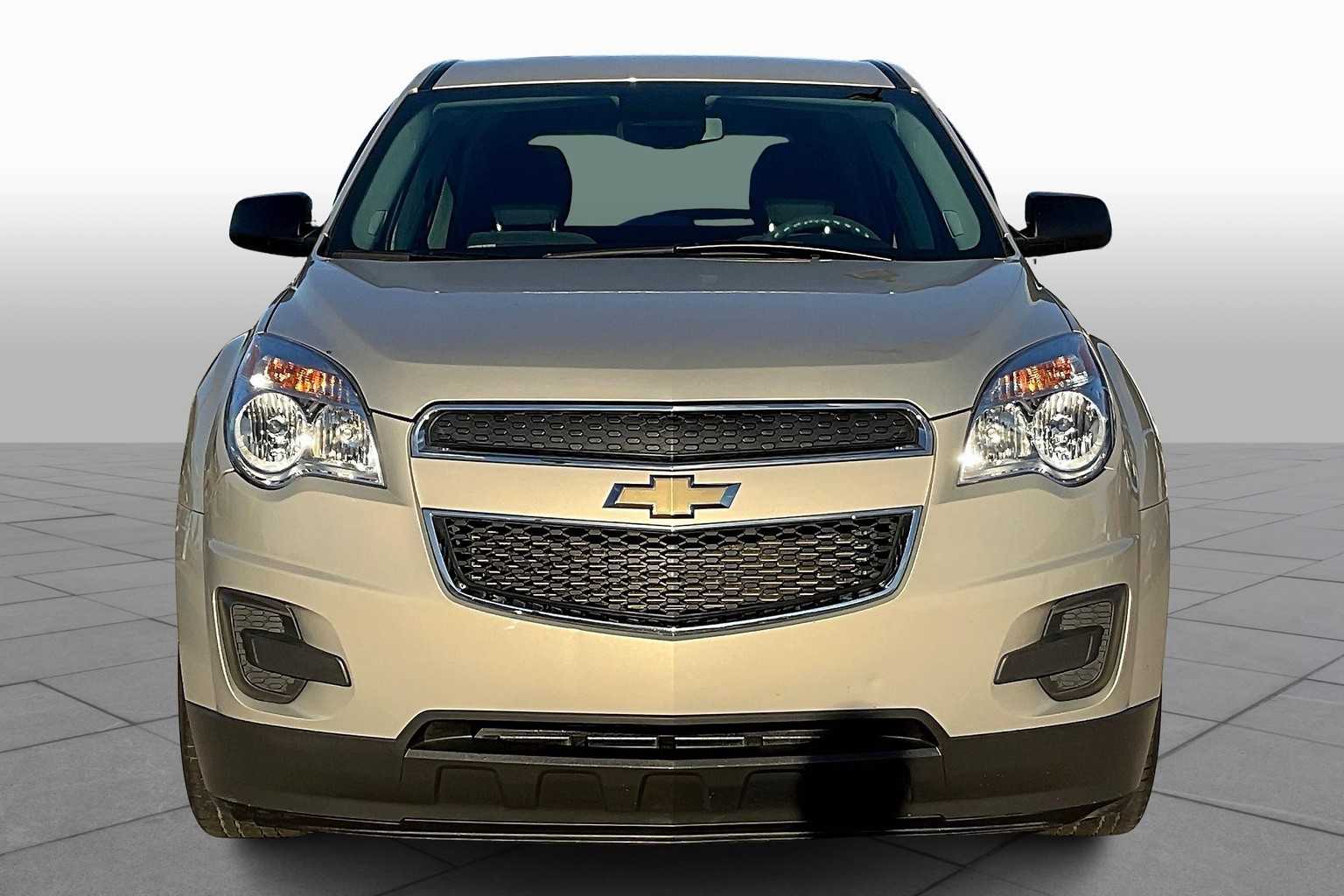 2012 Chevrolet Equinox LS photo 2