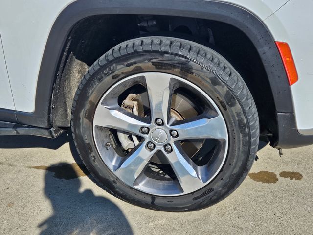 2021 Jeep Grand Cherokee Limited photo 3