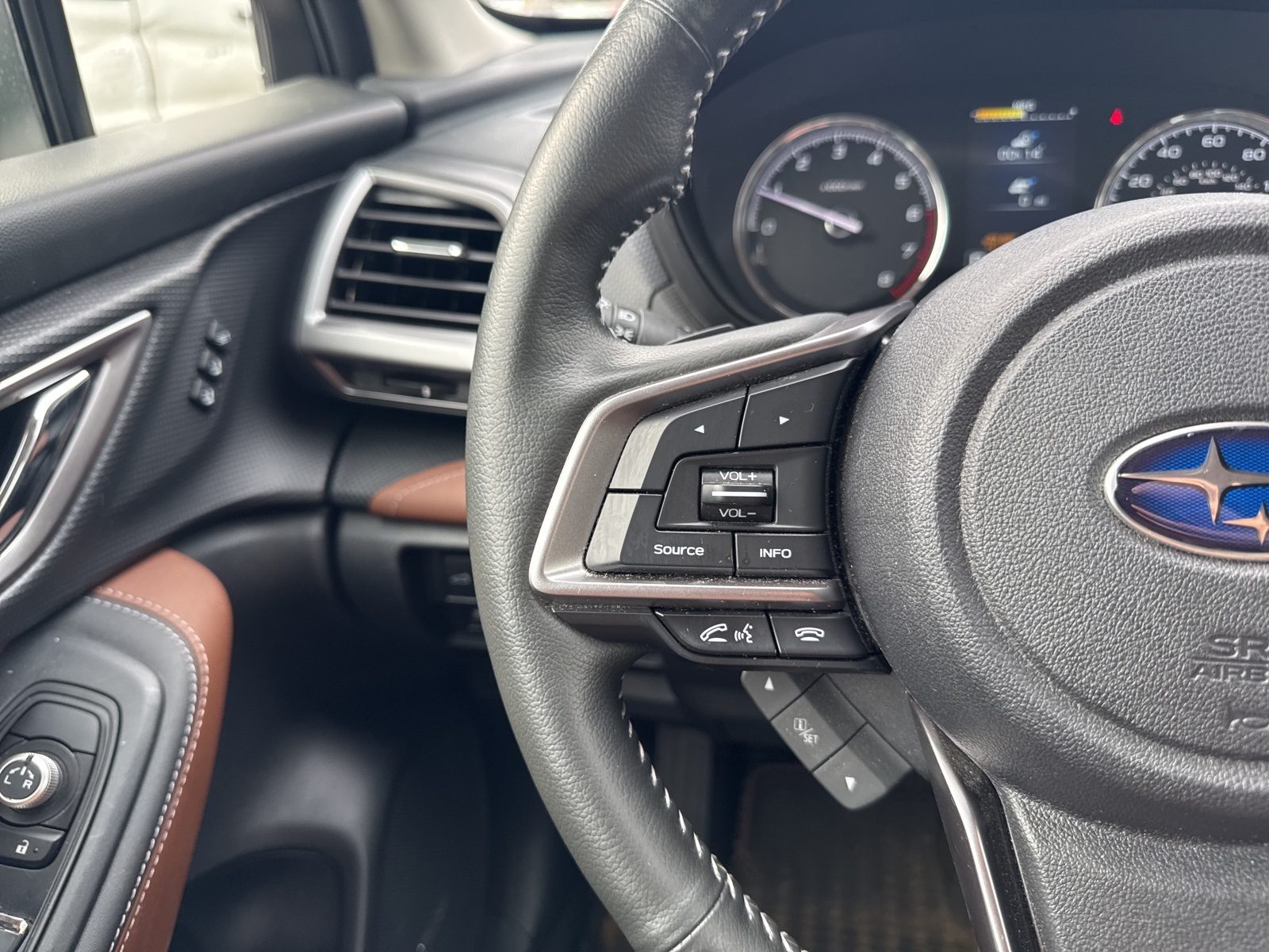 2022 Subaru Forester Touring photo 18