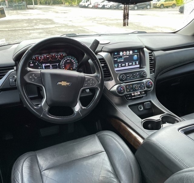 2017 Chevrolet Tahoe LS photo 8
