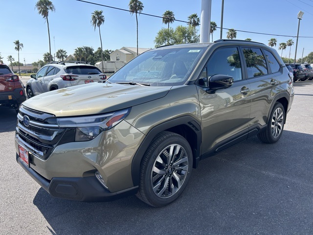 2025 Subaru Forester Touring photo 3